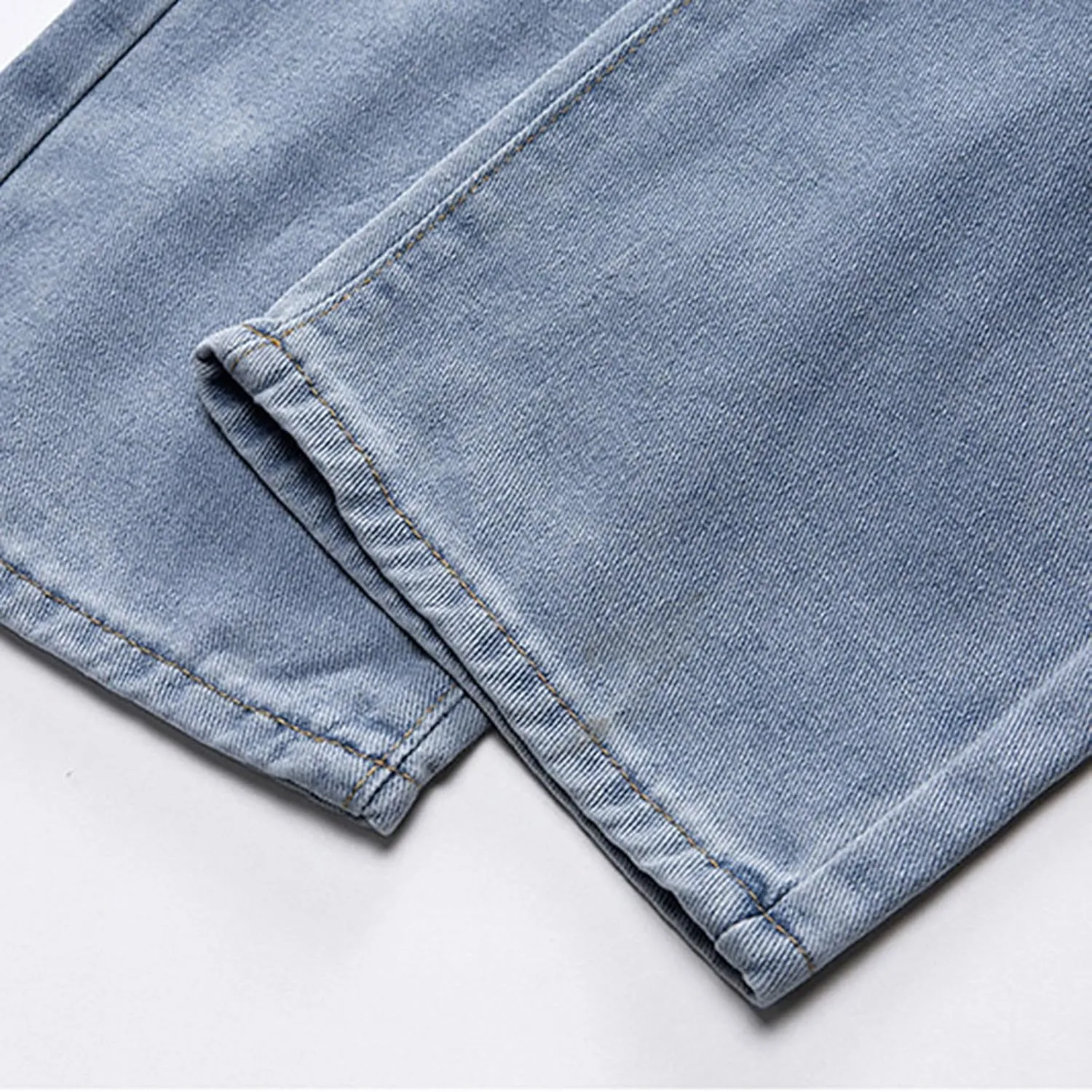Men's Regular Fit Jeans Vintage Straight Wide Leg Denim Pants with Pockets Casual Streetwear Y2k Baggy Jeans Trousers