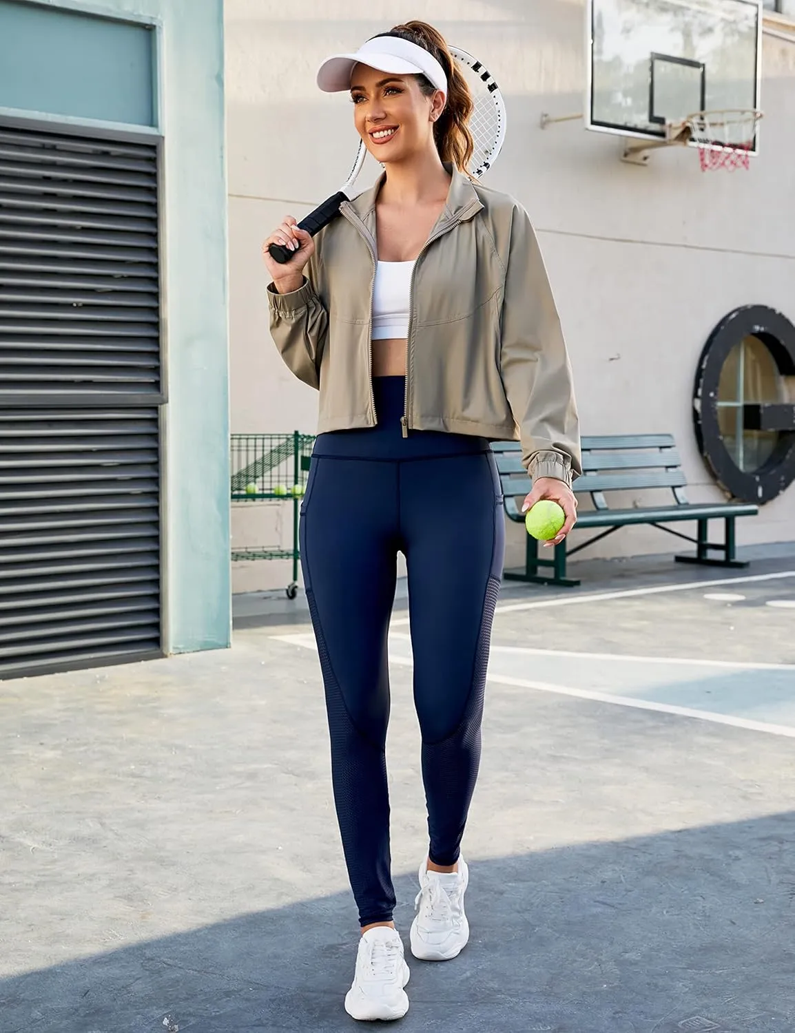 UANEO Womens Athletic Cropped Jacket Zip Up Long Sleeve Workout Tops Gym Yoga Running Sports Shirts Jackets