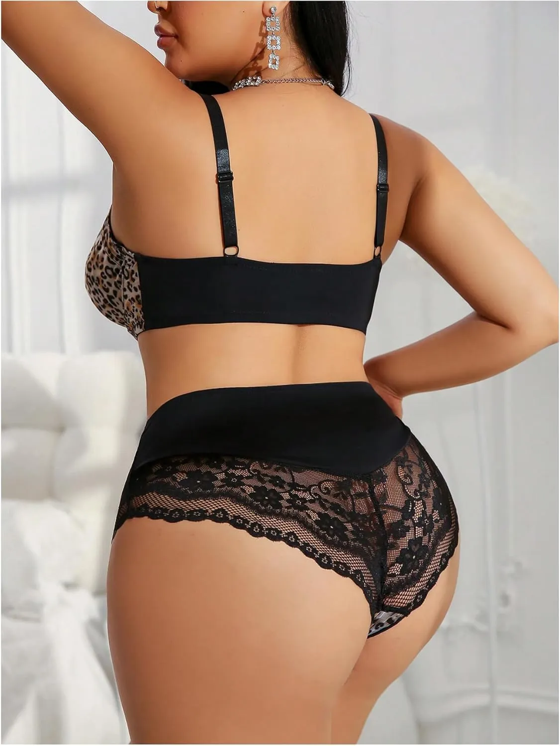 WDIRARA Women's Plus Size 2 Piece Lace Leopard Print Lingerie Set Front Closure Underwire Bra Panty Sets