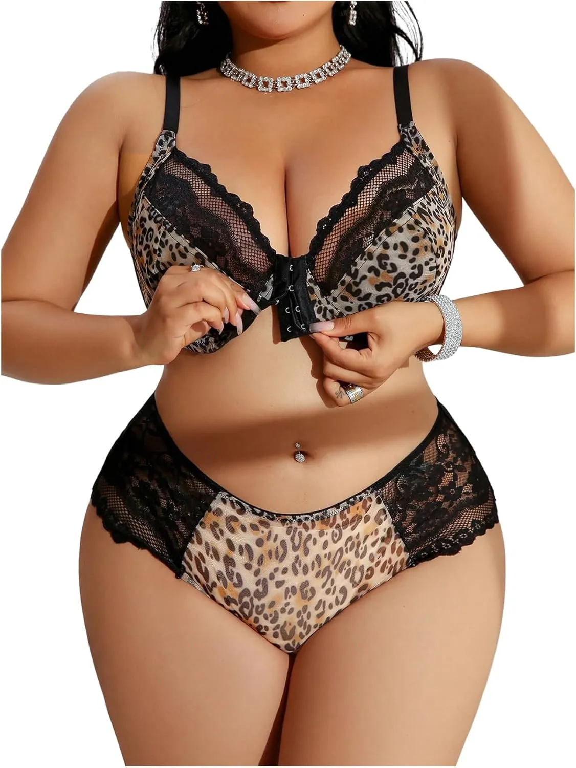 WDIRARA Women's Plus Size 2 Piece Lace Leopard Print Lingerie Set Front Closure Underwire Bra Panty Sets