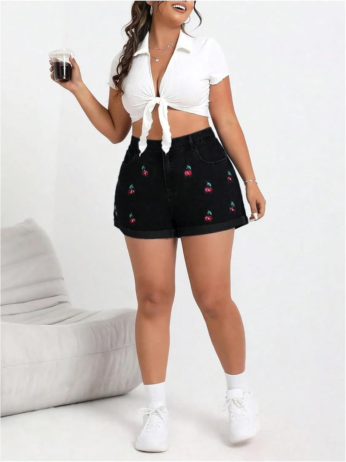 WDIRARA Women's Plus Size Cherry Embroidery Wide Leg Denim Shorts High Waist Rolled Hem Shorts