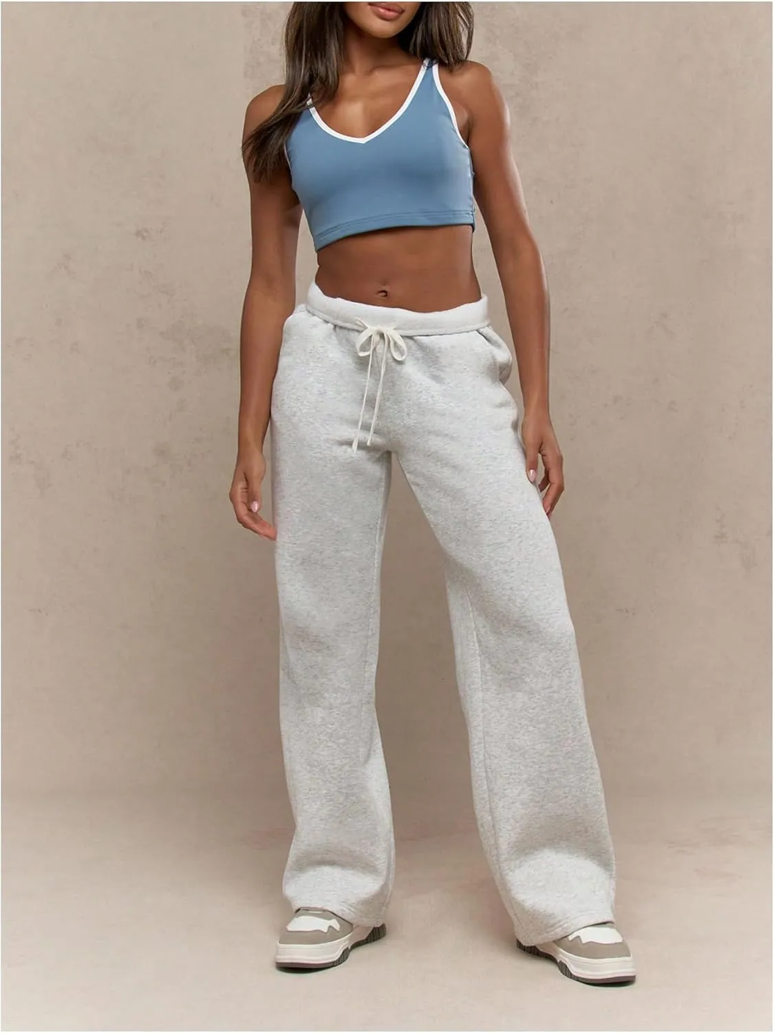 Women's Straight Leg Sweatpants Drawstring Low Waist Baggy Pants Long Sports Workout Joggers Pants