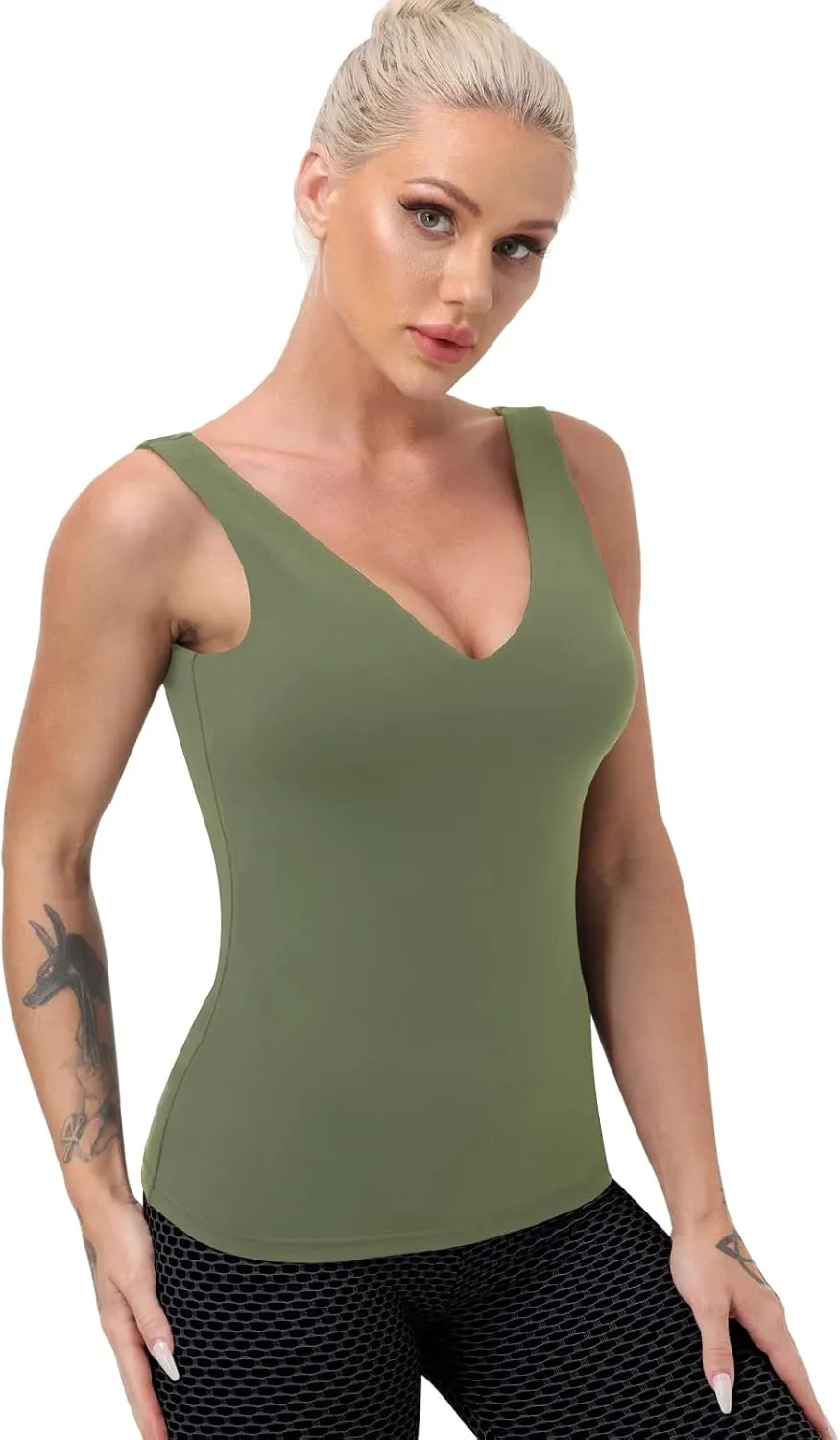 Workout Tops for Women Yoga Tank Tops with Built in Bra Wirefree Padded Yoga Bras Gym Running Athletic Shirt V-Neck Camisole